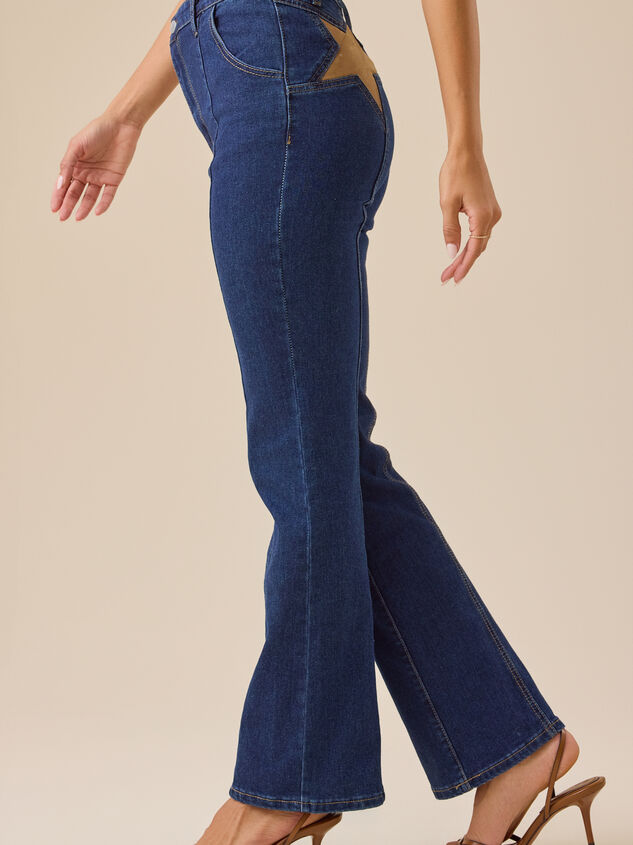 Skyla Star High Rise Jeans Detail 3 - TULLABEE