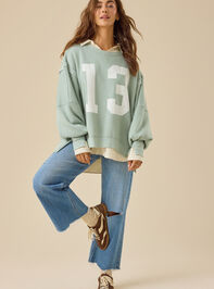 13 Graphic Pullover - TULLABEE