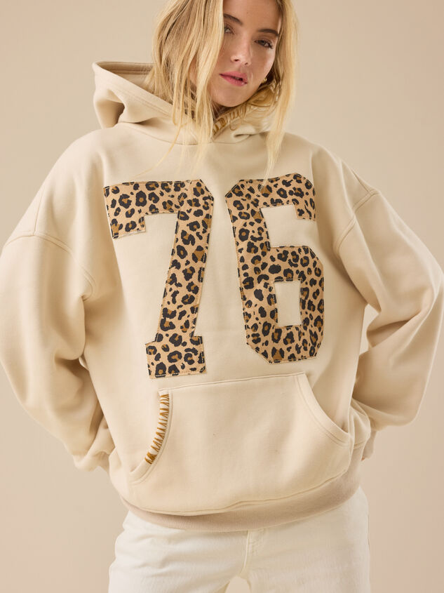 76 Leopard Print Graphic Hoodie - TULLABEE