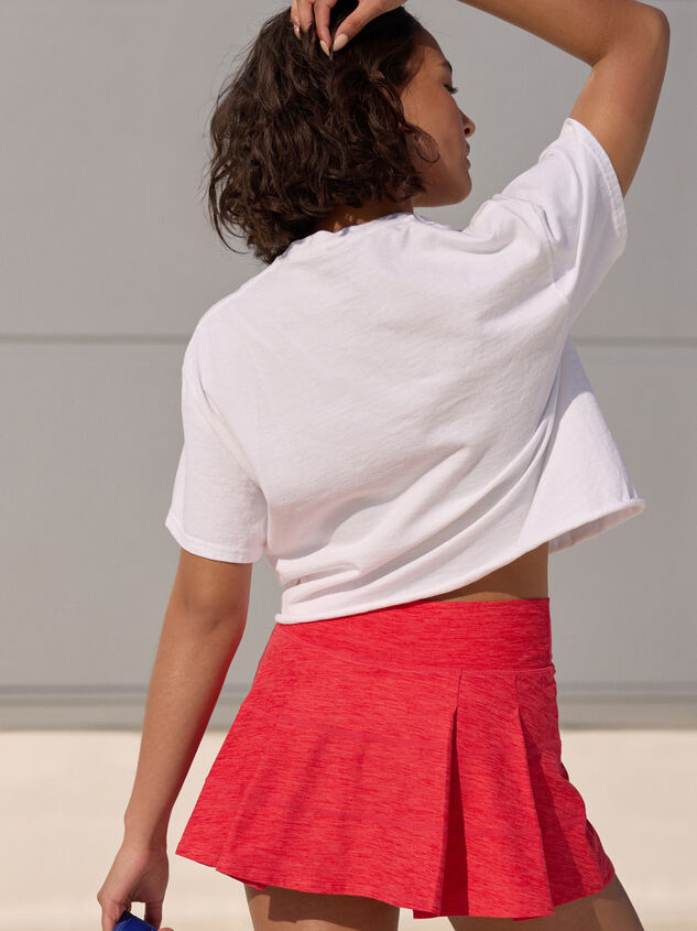 Peanuts Big Apple Boxy Tee Detail 4 - TULLABEE