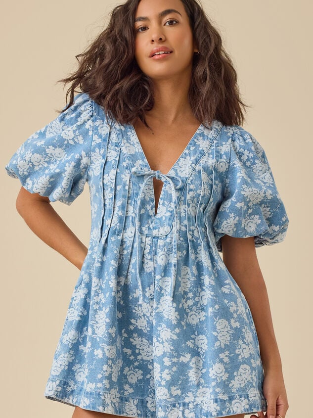 Evie Puff Sleeve Denim Romper Detail 3 - TULLABEE