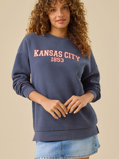 Kansas City Fleece Pullover - TULLABEE