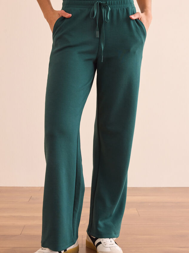 Keeping Cozy Wide Leg Pants Detail 2 - TULLABEE