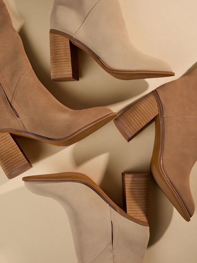 Alexis Tall Boot Detail 6 - TULLABEE