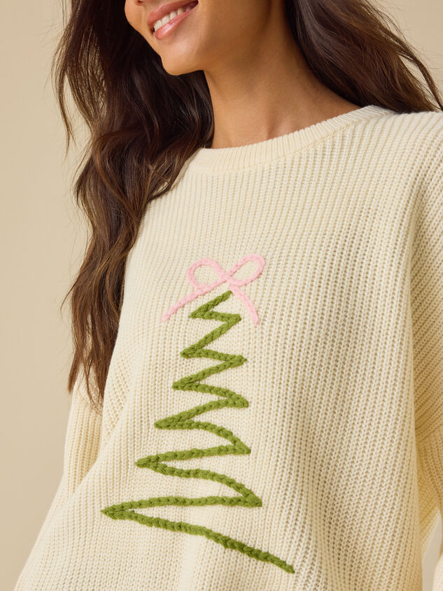 Chic Christmas Tree Mama Sweater Detail 4 - TULLABEE