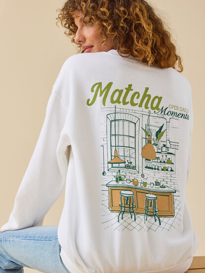 Matcha Moments Graphic Pullover - TULLABEE