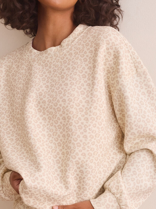 Supersoft Leopard Crewneck Detail 2 - TULLABEE