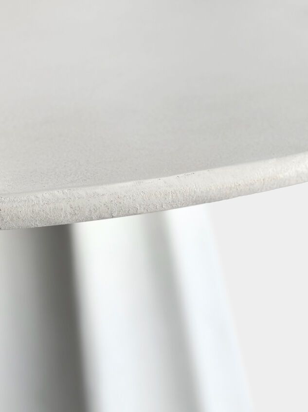 Skyler Cement Dining Table Detail 4 - TULLABEE