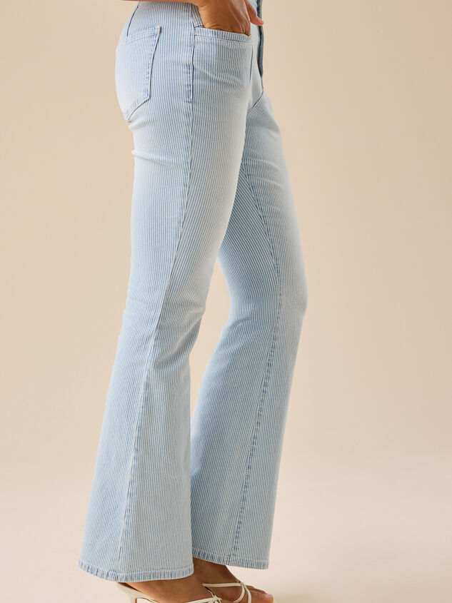 Zoey Striped Flare Jeans Detail 4 - TULLABEE