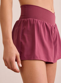 In Motion Crossover Shorts Detail 3 - TULLABEE