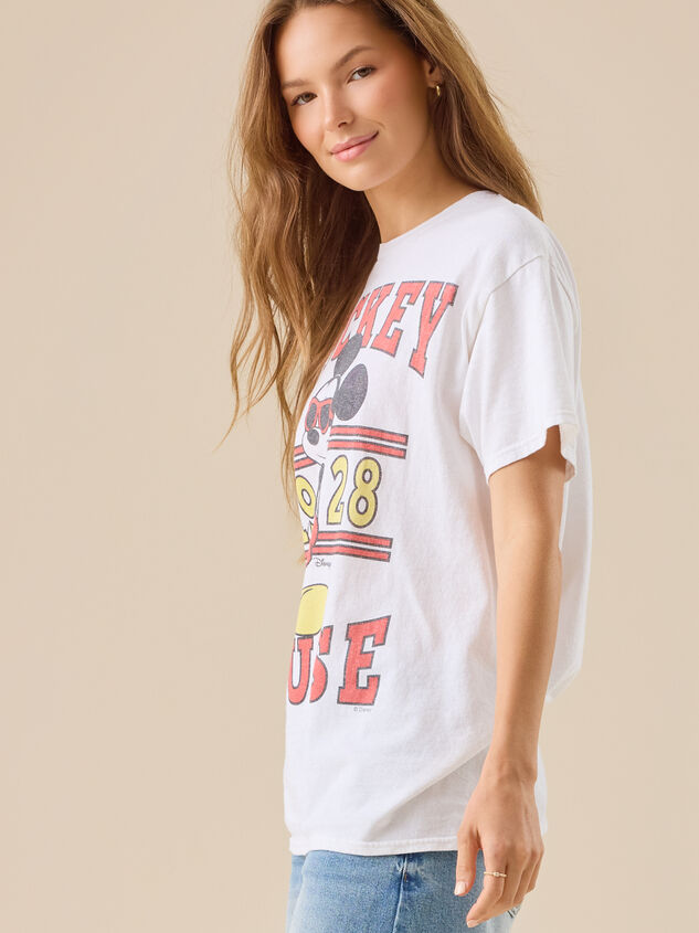 Mickey Mouse Oversized Tee Detail 3 - TULLABEE