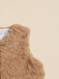 Geneva Fur Vest by MudPie Detail 4 - TULLABEE