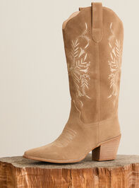 Flora Western Boots Detail 3 - TULLABEE