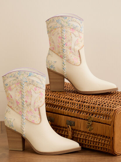 Nell Floral Boot - TULLABEE