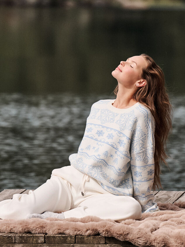 Snowflake Fair Isle Pullover - TULLABEE
