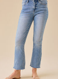River Flare Jeans Detail 3 - TULLABEE