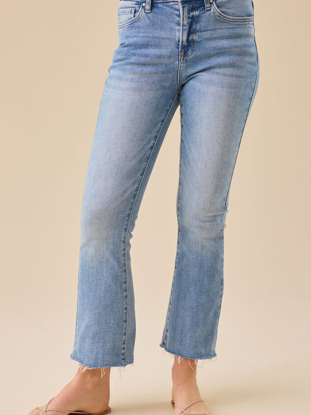 River Flare Jeans Detail 3 - TULLABEE