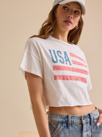 USA Bandana Graphic Tee - TULLABEE