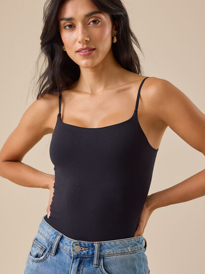 Everyday Seamless Solid Bodysuit - TULLABEE