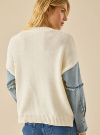 USA Denim Sleeve Sweater Detail 4 - TULLABEE