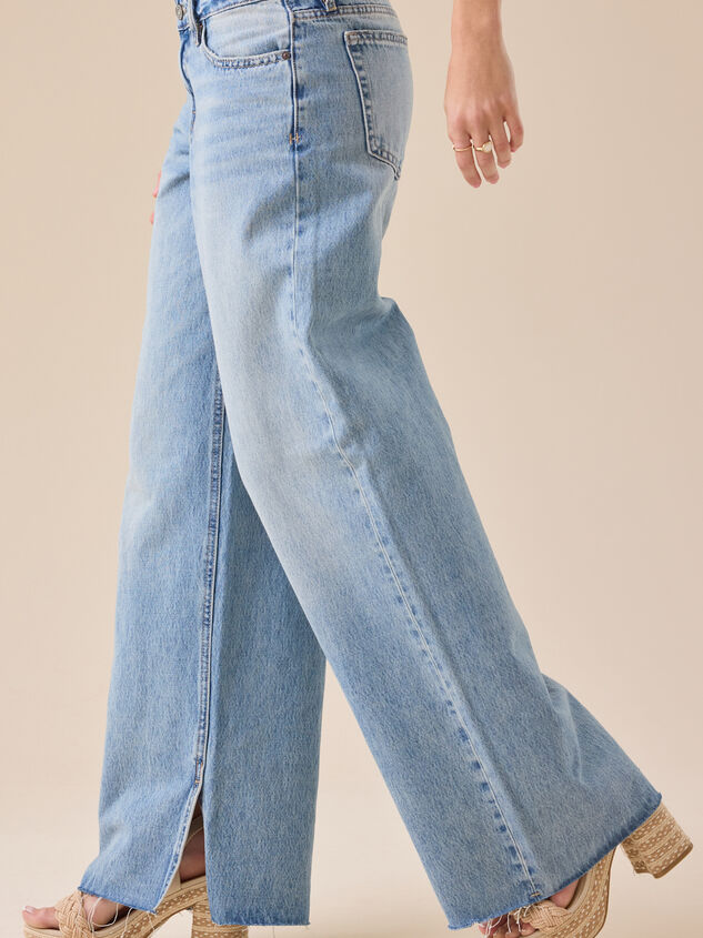 Marcy High Rise Slit Jeans Detail 4 - TULLABEE