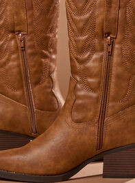 Dixie Tall Cutout Western Boot by Matisse Detail 2 - TULLABEE