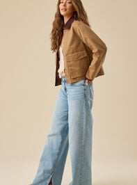 Sami Cropped Barn Jacket Detail 4 - TULLABEE