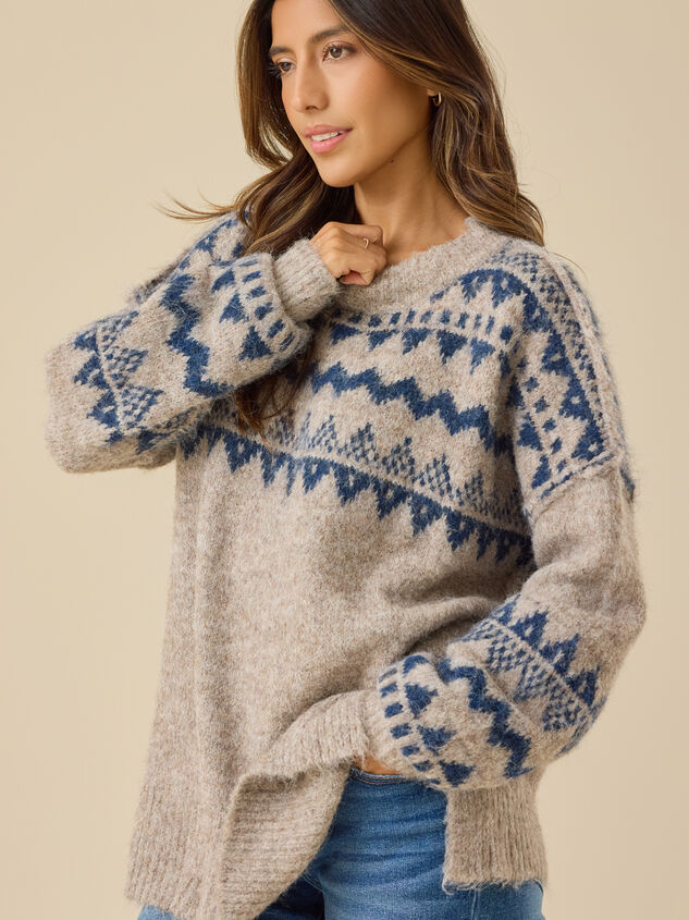 Ellen Oversized Wool Sweater Detail 5 - TULLABEE