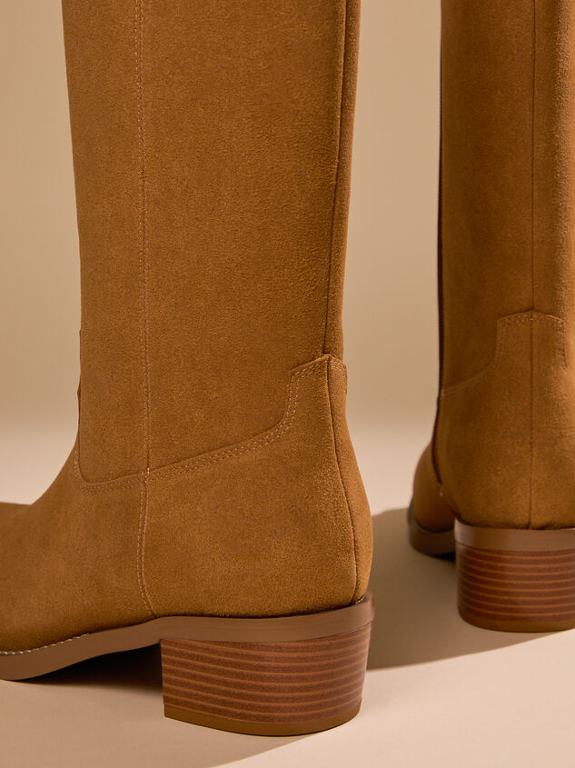 Duston Suede Boot Detail 3 - TULLABEE