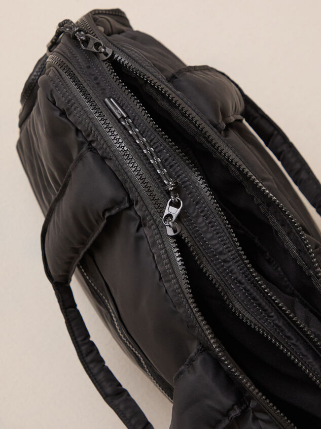 Double Take Tote Bag Detail 3 - TULLABEE