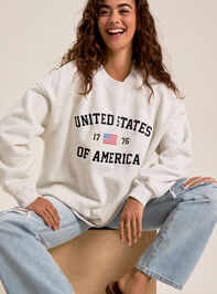 Embroidered United States Sweatshirt - TULLABEE