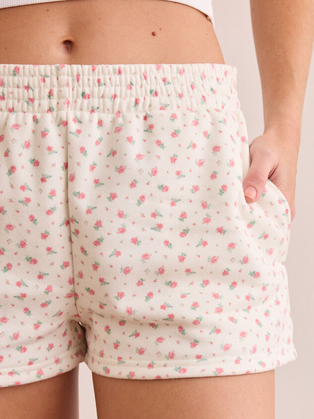 Find The Beauty Lounge Shorts Detail 2 - TULLABEE