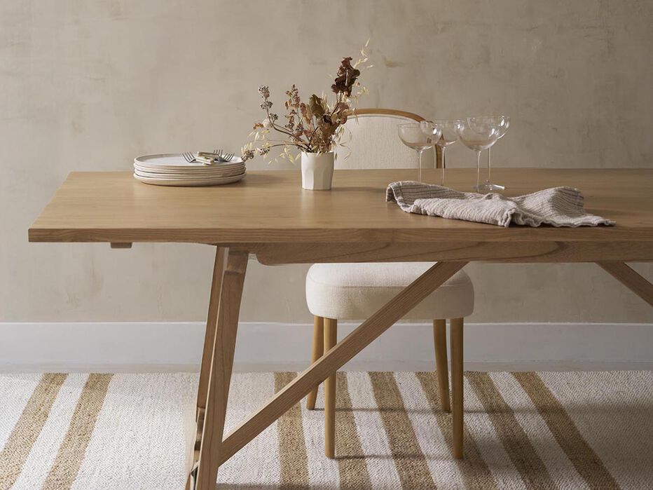 Rose Wood Rectangular Dining Table - TULLABEE - 