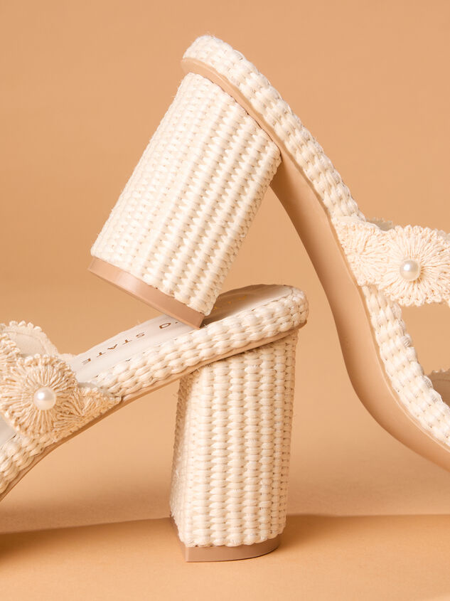 Helena Pearl Scallop Heel Detail 5 - TULLABEE