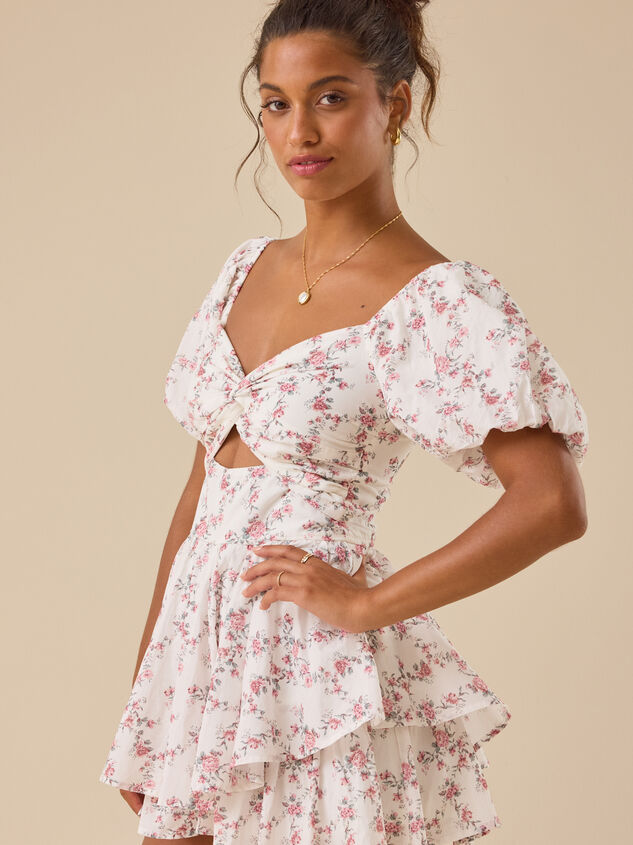 Melanie Puff Sleeve Romper Detail 4 - TULLABEE