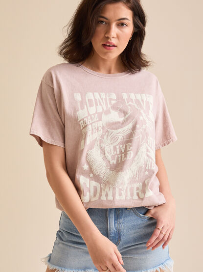 Long Live Cowgirls Oversized Graphic Tee - TULLABEE