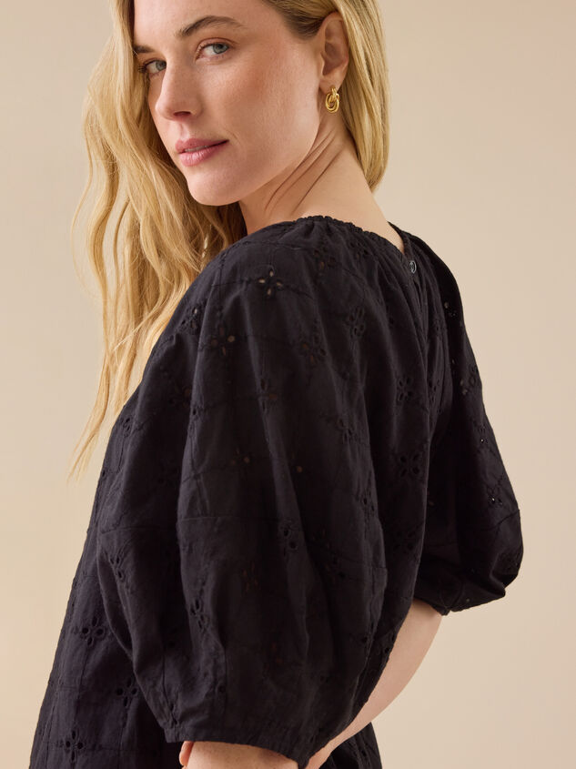 Posie Eyelet Romper Detail 6 - TULLABEE