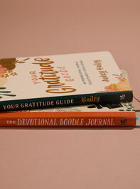 Gratitude Guide Journal Detail 4 - TULLABEE