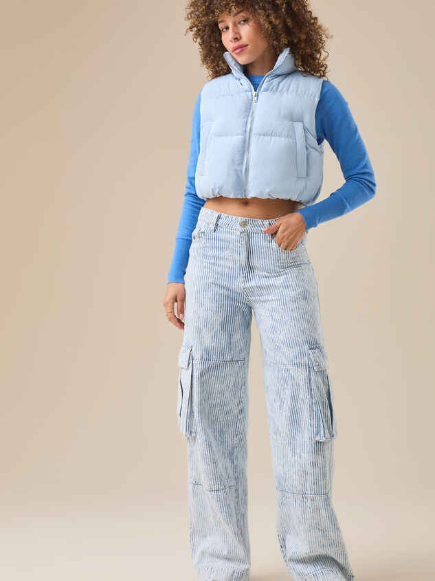 Nora Cropped Puffer Vest Detail 2 - TULLABEE