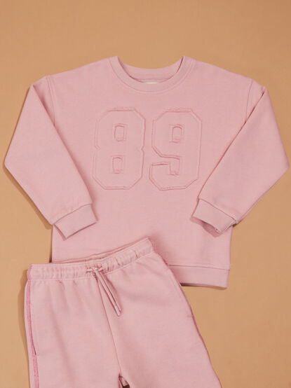 Sweet 89 Sweatshirt - TULLABEE