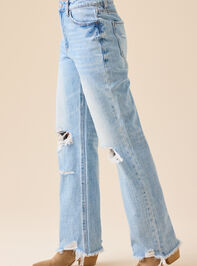 Rhea Distressed Straight Jeans Detail 3 - TULLABEE