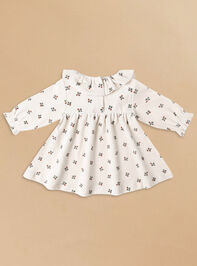 Heather Floral Long Sleeve Dress by Quincy Mae Detail 2 - TULLABEE