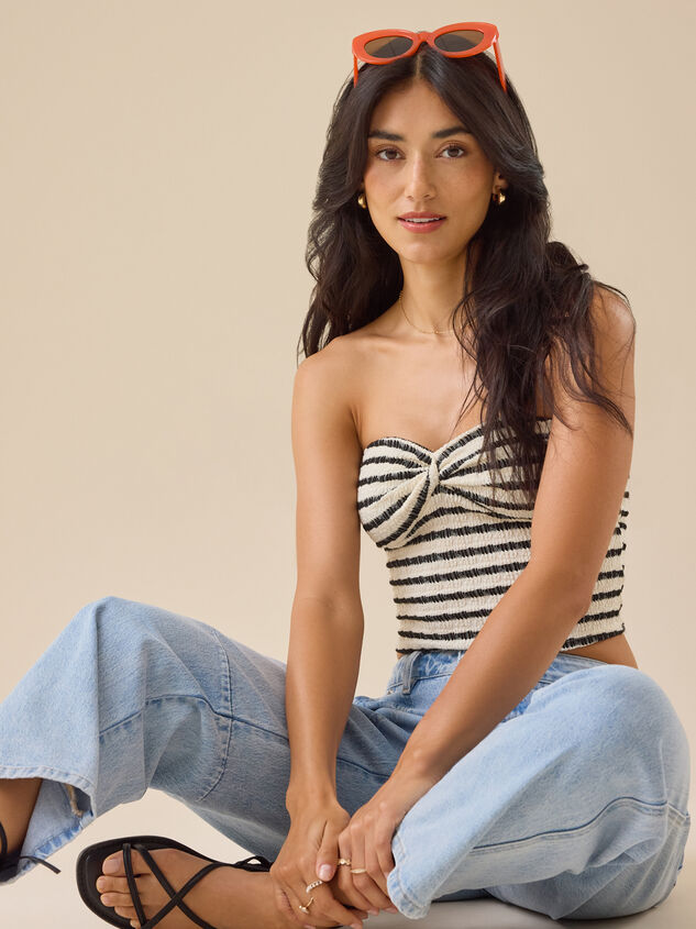 Kimmy Twist Front Tube Top Detail 3 - TULLABEE