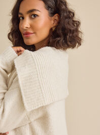 Evangeline Oversized Cardigan Detail 4 - TULLABEE