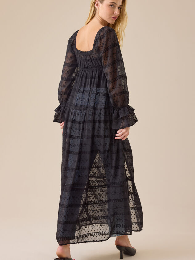 Stephany Embroidered Kimono Detail 4 - TULLABEE