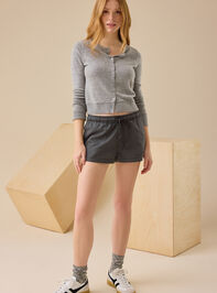 Logan Linen Shorts Detail 6 - TULLABEE