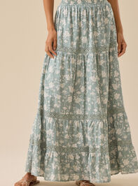 Kait Lace Tiered Midi Skirt Detail 3 - TULLABEE