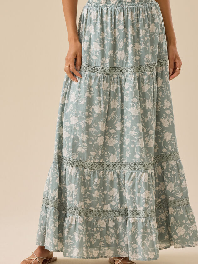 Kait Lace Tiered Midi Skirt Detail 3 - TULLABEE
