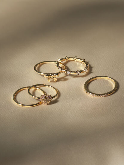 Glitzy Bow and Heart Ring Set - TULLABEE