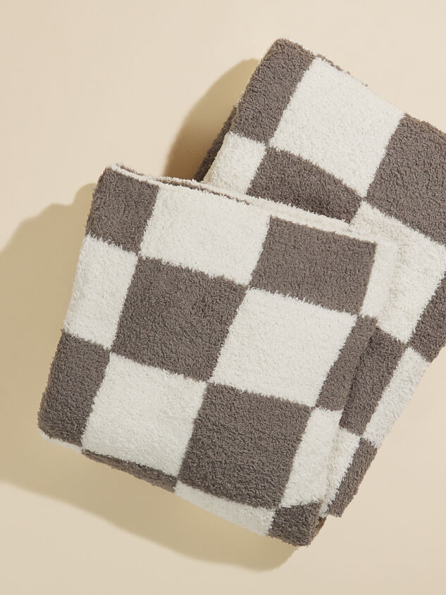 Checkered Plush Blanket Detail 3 - TULLABEE